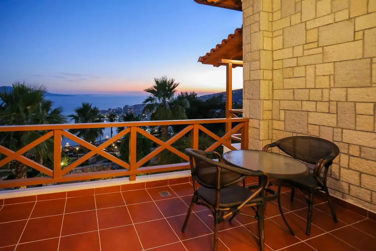 Villa Kristiano 21 Sarandë 0*,
