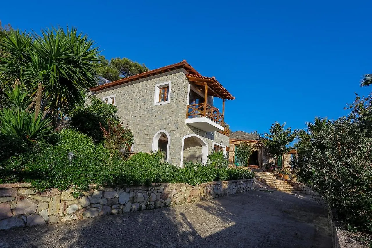 Villa Kristiano 21 Sarandë 0*,
