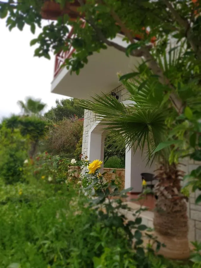 Villa Kristiano 21 Sarande